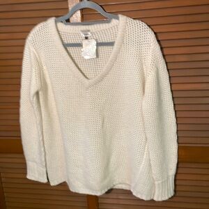 NEW Portolano Ivory Wool Angora Cashmere Blend VNeck Sweater Size Medium